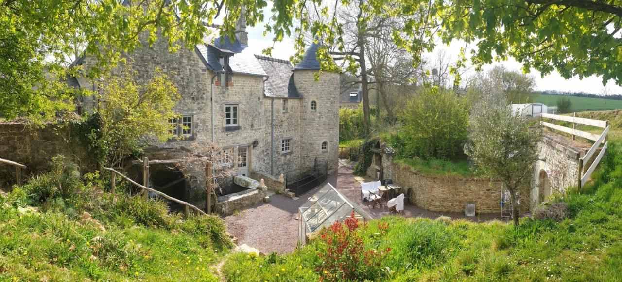 Moulin De La Bretonniere - Omaha Beach Aignerville Экстерьер фото